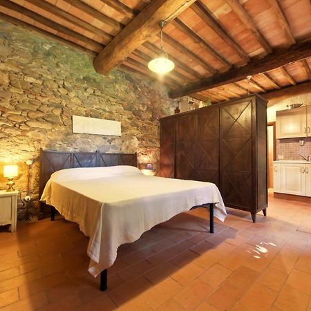 Agriturismo Il Casalino Pari Luaran gambar