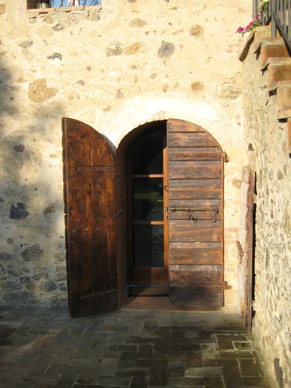 Agriturismo Il Casalino Pari Luaran gambar