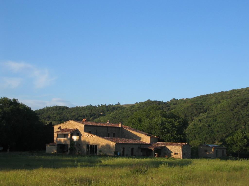 Agriturismo Il Casalino Pari Luaran gambar