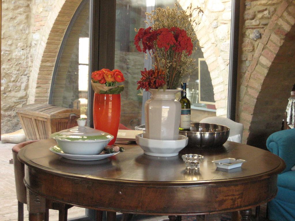 Agriturismo Il Casalino Pari Luaran gambar