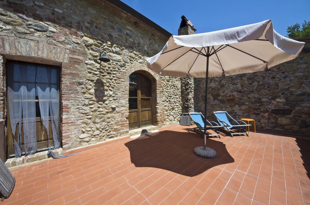Agriturismo Il Casalino Pari Luaran gambar