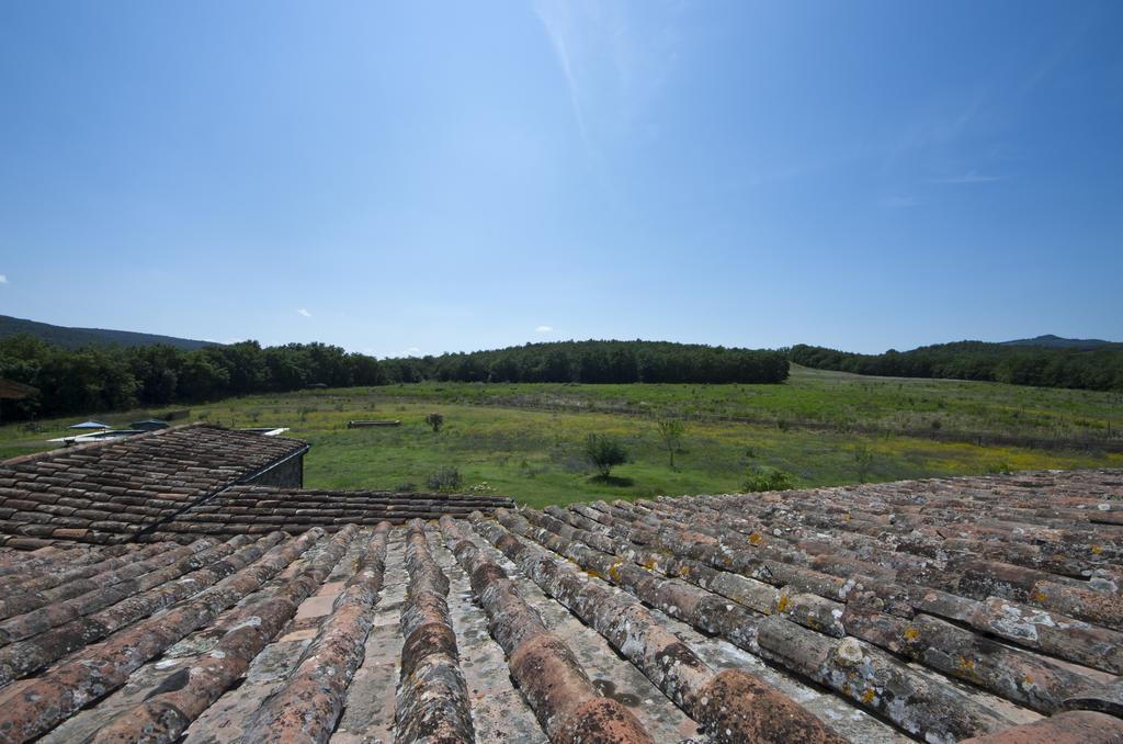 Agriturismo Il Casalino Pari Luaran gambar