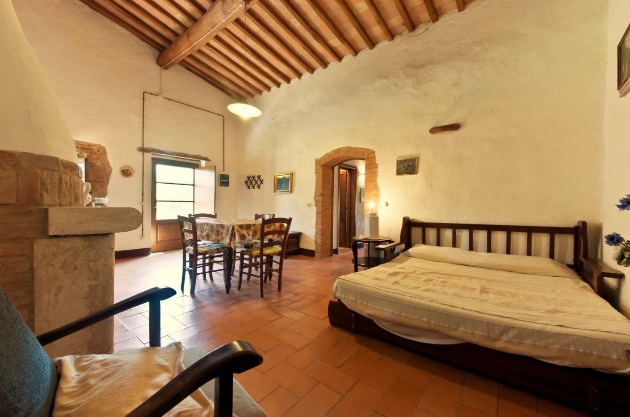Agriturismo Il Casalino Pari Luaran gambar