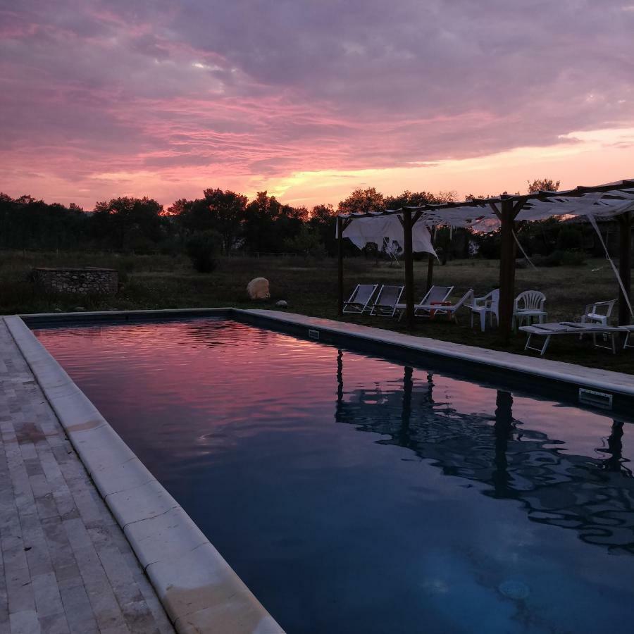 Agriturismo Il Casalino Pari Luaran gambar